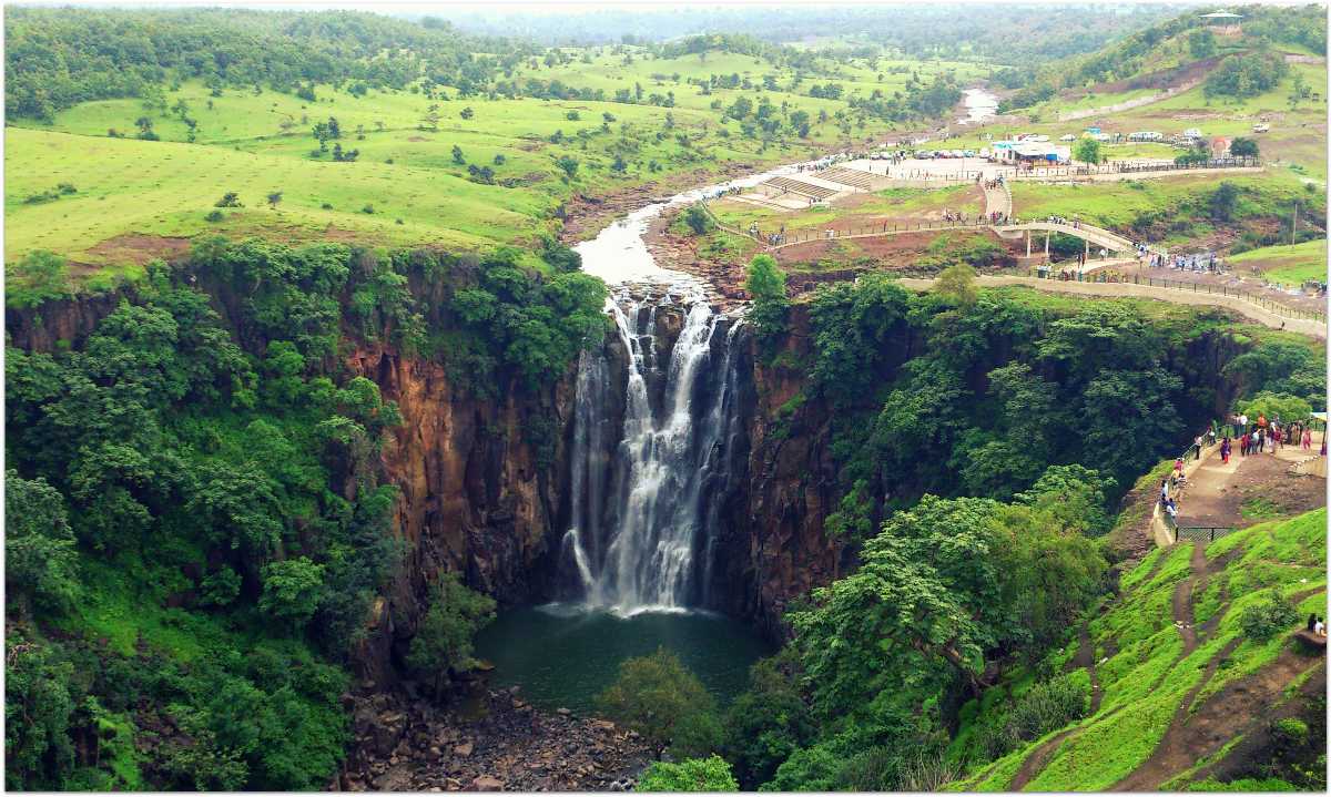 Indore One Way Cab Taxi Services, Patalpani Waterfall indore, Taxi Booking forPatalpani Waterfall indore, Taxi Services in Madhaya Pradesh, Best one way taxi in Rajkot, Taxi Service Indore to Patalpani Waterfall